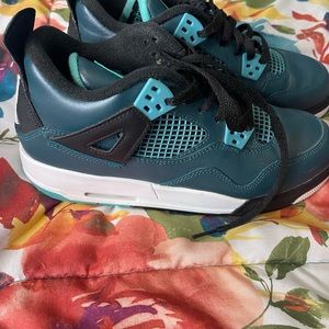 Jordan Retro 4 30th anniversary Size 5.5Y